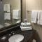 Foto: Best Western Plus Kelowna Hotel & Suites 13/78