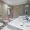 Topazio Vibe Beach Hotel & Apartments - Adults Friendly
