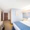 Microtel Inn & Suites by Wyndham