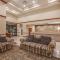 Hawthorn Suites Midwest City - Midwest City