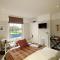 Corner House Bed & Breakfast - West Runton