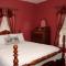 Historic Luxury Two Bedroom Apartment