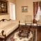 Historic Luxury Two Bedroom Apartment