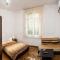 Central GuestHouse Five Corners