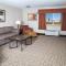 Gray Wolf Inn & Suites
