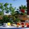 Stratos Hotel