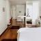 Old Square Studio Apartment