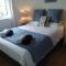 AnchorageWells Holiday Cottage and King Ensuites Room Only - Wells next the Sea