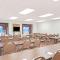 Microtel Inn & Suites Urbandale
