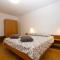 Apartments and rooms Novigrad 1624 - نوفيغراد استريا