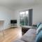 Skyvillion - COZY APARTMENTS in Enfield Town With Free Parking & Wifi