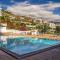 Sea Shell - Funchal
