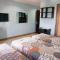 Crowne Garden Hotel