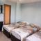 Crowne Garden Hotel