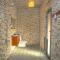 Jungle Boss Travel Lodge