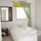 Villa with heated pool and Jacuzzi Sea View 300m Front of the Beach