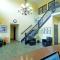 Midland Inn & Suites