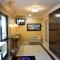 Howard Johnson by Wyndham Salinas