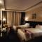 Seven Roses Hotel