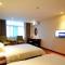 Foto: GreenTree Inn Hainan Haikou Haifu Road Provincial Government Express Hotel 37/52