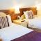 Pymgate Lodge Hotel Manchester Airport - تشيدل