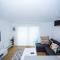 PRESTIGE 2 BED BALCONY APARTMENT - Abbey Wood