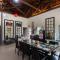 512 Huts Homestay
