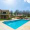 Peaceful holiday home with pool - Mazeyrolles