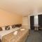 Hampton Villa Motel