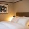 Brown-Dot Hotel Gupo