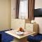 Class Hotel