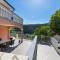 Apartments Alenka by the sea
