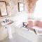 Round Barn Farm B & B Event Center