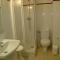 Hostal Adarnius