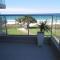 Pacific Surf Absolute Beachfront Apartments - غولد كوست