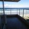 Pacific Surf Absolute Beachfront Apartments - Gold Coast