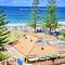 Mad Monkey Hostel Coogee Beach