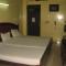 Hotel Sorrento Guest house Anna Nagar East Metro Shenoy Nagar metro budget monthly daily rooms - Chennai