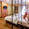Gallery Lake View Hotel