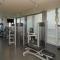 Beachfront Bentley Hotel One Bedroom Suite with Balcony and Beach access - ميامي بيتش