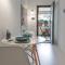 Resilienza Tropical Apartments & Room