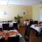 Adam Hotel