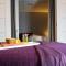 D. Hotel Suites & Spa - Holyoke