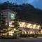 Hui-Lai Resorts