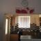 KNUTSFORD House Holidays