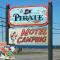 Le Pirate Motel et Camping