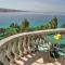 Beachfront apartments Carlo