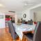 Foto: Brookfield Retreat - Large Holiday Home / Group Accommodation 4/31