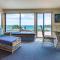 Palm Beach Lodge