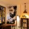 Winederful Hostel & Café
